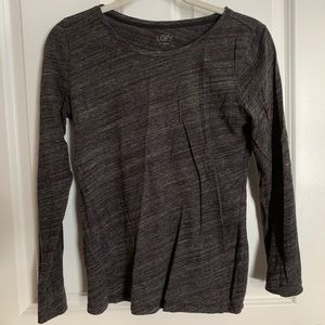 Small relaxed grey long sleeved shirt.
